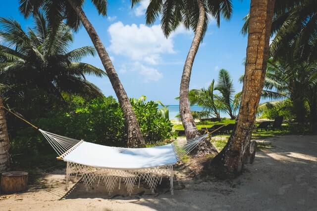 Which Seychelles resort will fulfill my dream honeymoon?