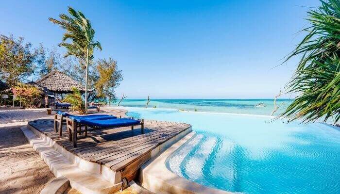 Pongwe Beach Hotel, pool with ocean view Pongwe Beach Hotel, pool with ocean view